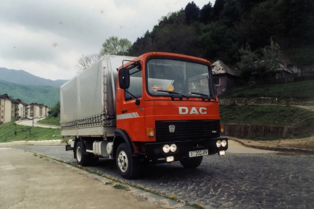 DAC roșu, drum de munte